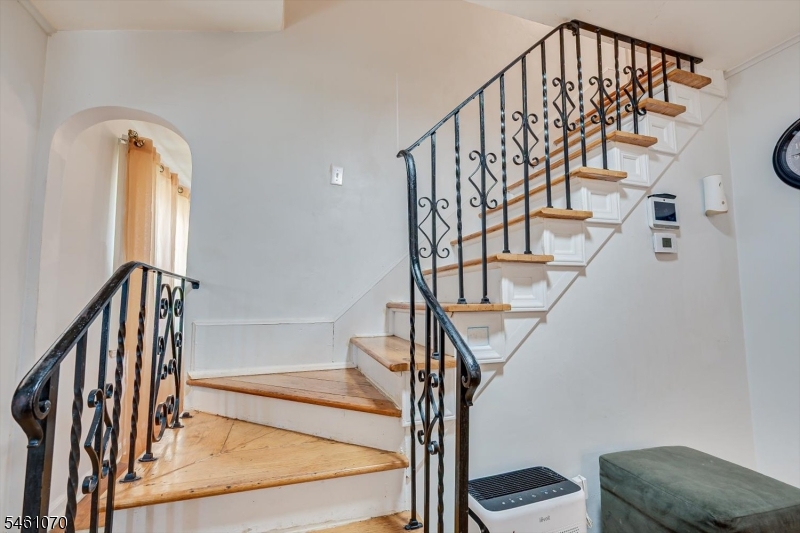 18 Union Place Irvington NJ 07111