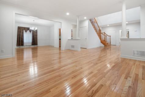 3 Manchur Court Raritan NJ 08822