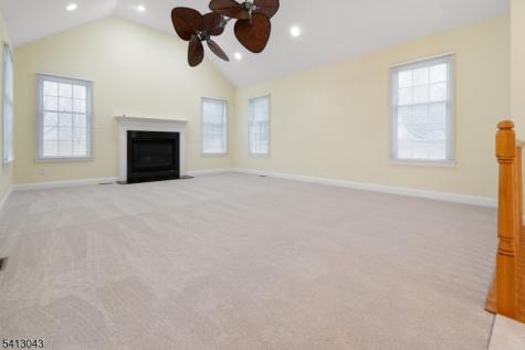 3 Manchur Court Raritan NJ 08822