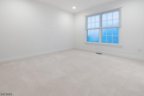 3 Manchur Court Raritan NJ 08822