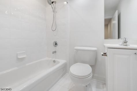 3 Manchur Court Raritan NJ 08822