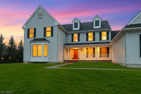 3 Manchur Court Raritan NJ 08822