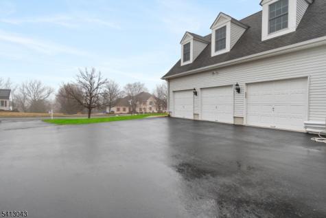 3 Manchur Court Raritan NJ 08822