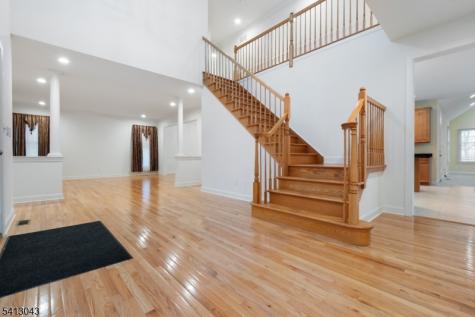 3 Manchur Court Raritan NJ 08822