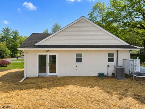 7 Lorettacong Drive Jefferson NJ 07849