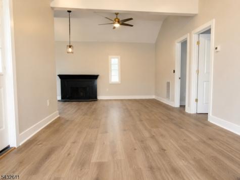 7 Lorettacong Drive Jefferson NJ 07849