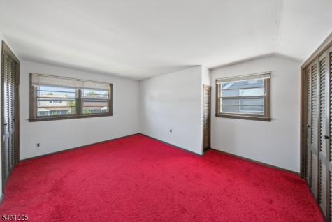 180 Oxford Avenue Saddle Brook NJ 07663