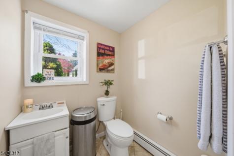 6 Woodport Avenue Jefferson NJ 07849