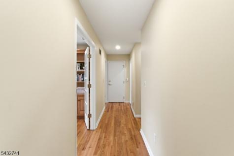 2 Deer Run Clinton NJ 08833