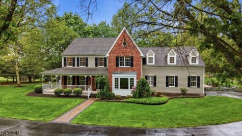 2 Deer Run Clinton NJ 08833