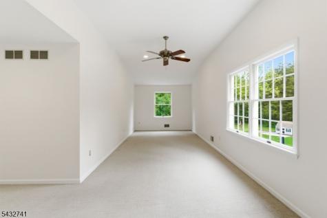 2 Deer Run Clinton NJ 08833