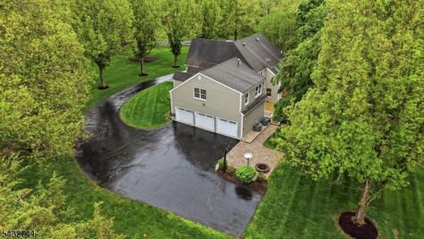 2 Deer Run Clinton NJ 08833
