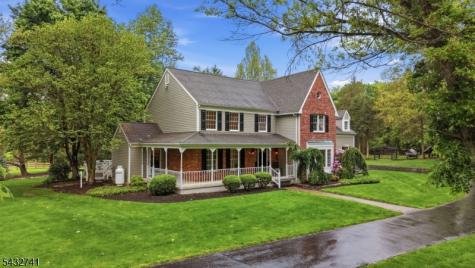 2 Deer Run Clinton NJ 08833