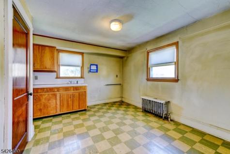 247 N 4th Avenue Manville NJ 08835