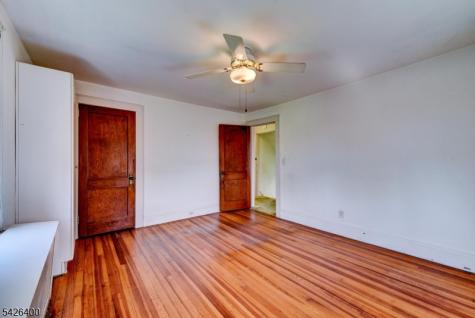247 N 4th Avenue Manville NJ 08835