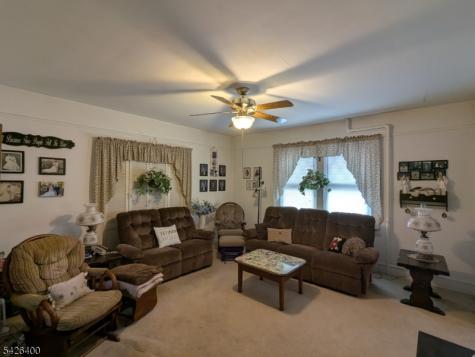 247 N 4th Avenue Manville NJ 08835