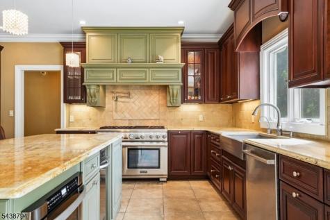 30 Dogwood Drive Readington NJ 08889