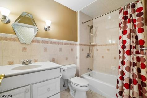30 Dogwood Drive Readington NJ 08889