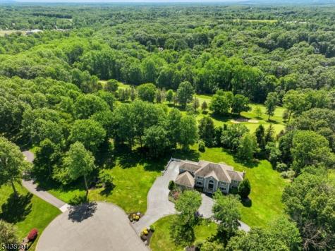 30 Dogwood Drive Readington NJ 08889