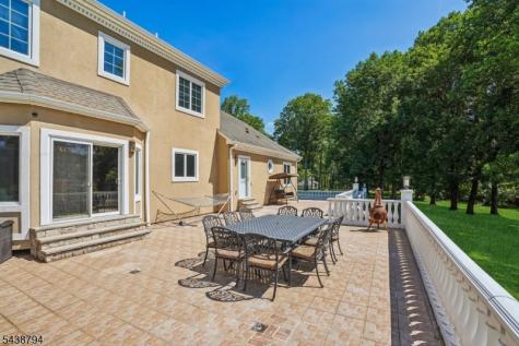30 Dogwood Drive Readington NJ 08889