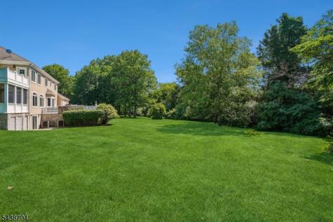30 Dogwood Drive Readington NJ 08889
