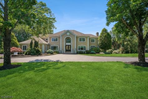 30 Dogwood Drive Readington NJ 08889