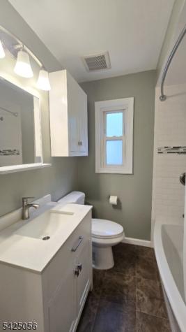 446 Maple Hill Drive Hackensack NJ 07601