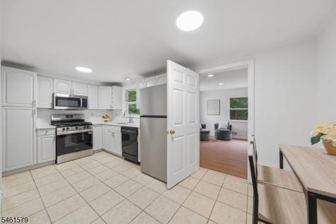 31 Glenview Drive West Orange NJ 07052