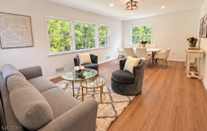 31 Glenview Drive West Orange NJ 07052