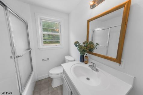 31 Glenview Drive West Orange NJ 07052