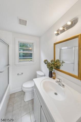 31 Glenview Drive West Orange NJ 07052