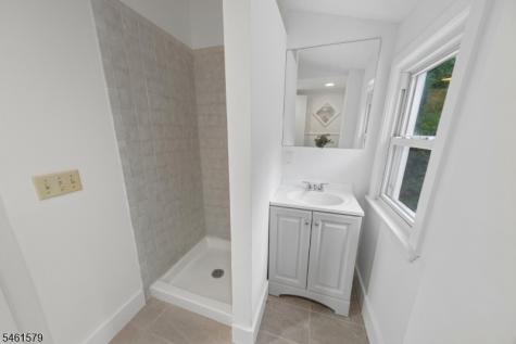 31 Glenview Drive West Orange NJ 07052