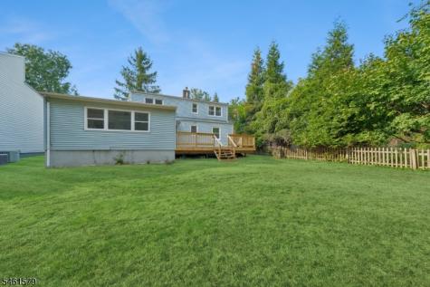 31 Glenview Drive West Orange NJ 07052