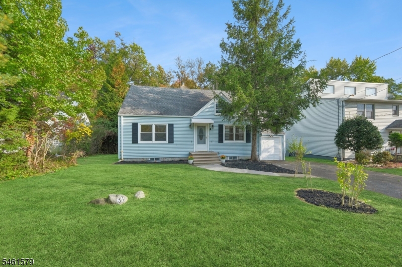 31 Glenview Drive West Orange NJ 07052