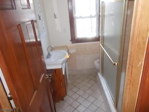 104 Riggs Place West Orange NJ 07052