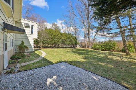 67 Sun Valley Way Morris Plains NJ 07950