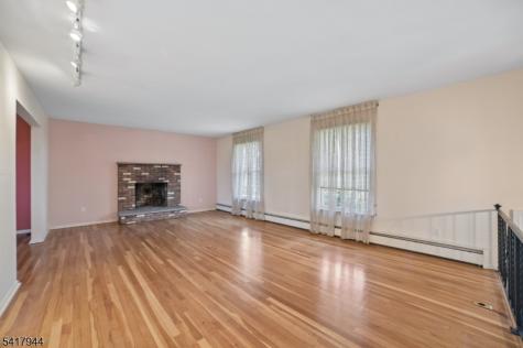 67 Sun Valley Way Morris Plains NJ 07950