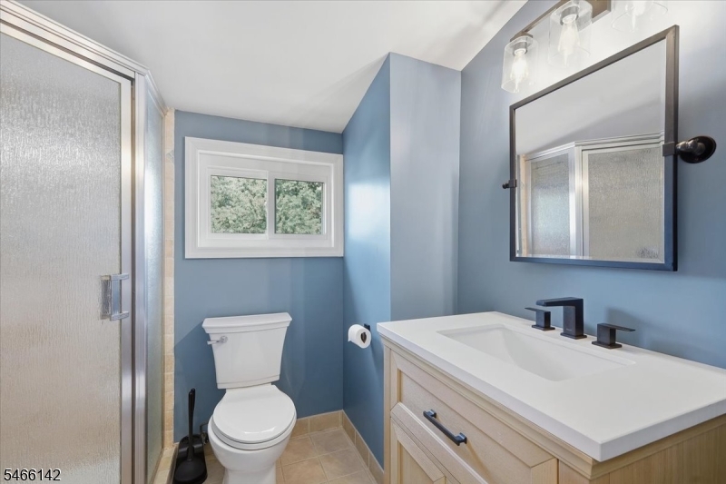 12 Norfolk Road Franklin NJ 08873
