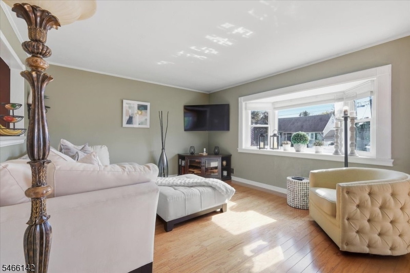 12 Norfolk Road Franklin NJ 08873