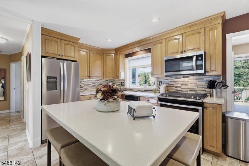 12 Norfolk Road Franklin NJ 08873