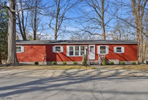12 Watergate Drive High Bridge NJ 08829