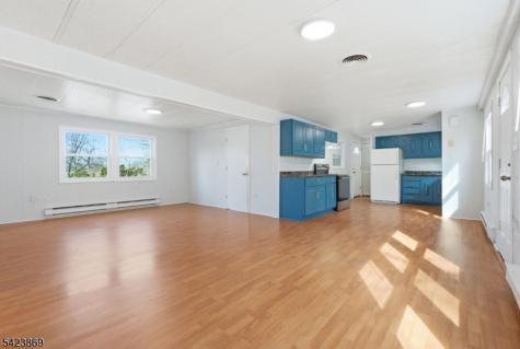 12 Watergate Drive High Bridge NJ 08829