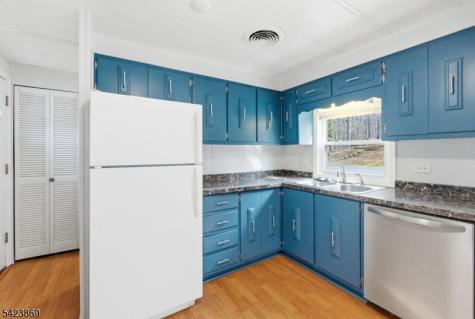 12 Watergate Drive High Bridge NJ 08829