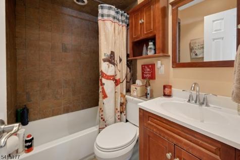 38 Post Lane Riverdale NJ 07457