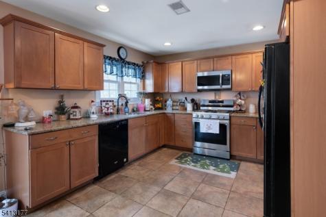 38 Post Lane Riverdale NJ 07457