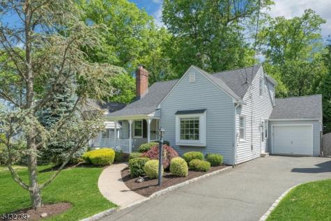 15 Elmwood Avenue West Orange NJ 07052