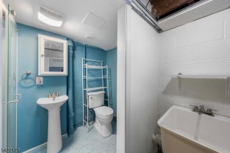 612 Laurel Avenue Roselle Park NJ 07204