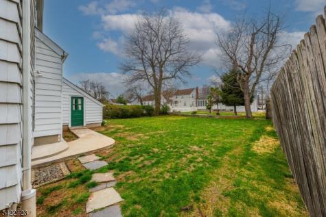 612 Laurel Avenue Roselle Park NJ 07204