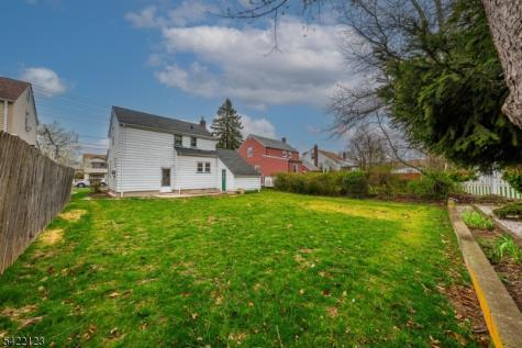 612 Laurel Avenue Roselle Park NJ 07204