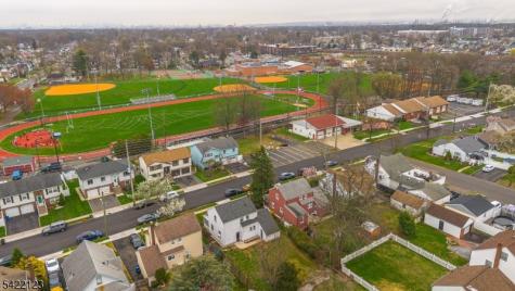 612 Laurel Avenue Roselle Park NJ 07204